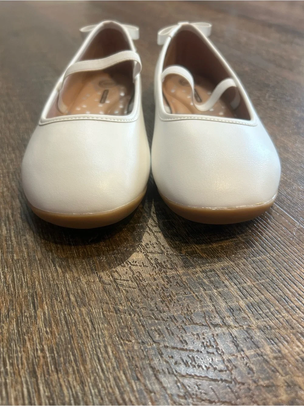 Girls' Mary Jane Dress Shoes with Bow Accent 3
